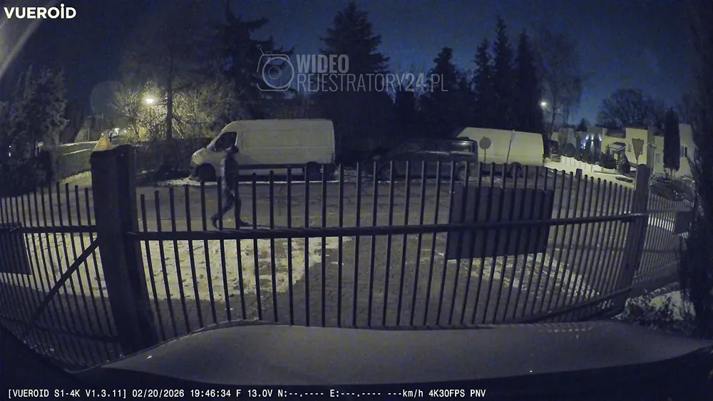 jasne nagrania nocne w kamerze samochodowej vueroid s1 